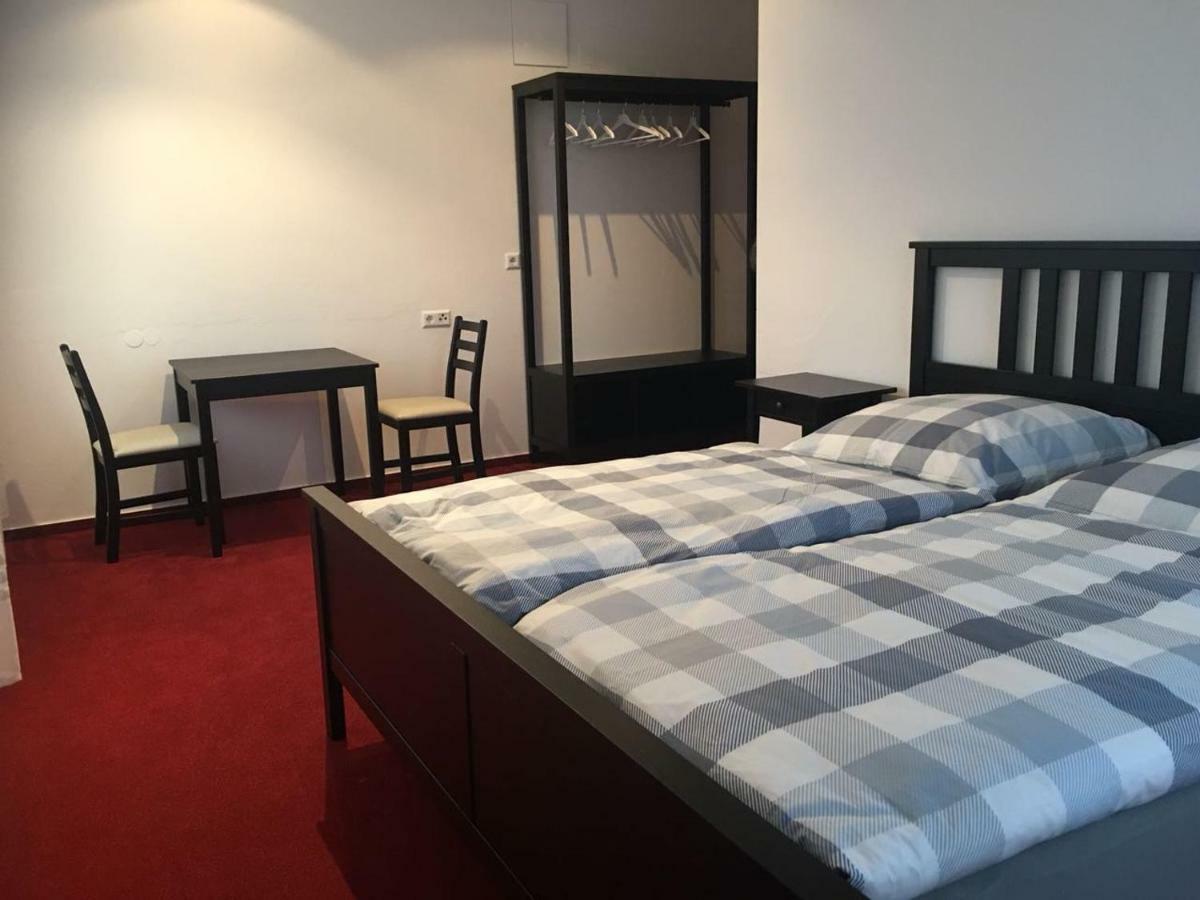 Jimmy Gastronomie & Uebernachtung Hotel Altheim  Ngoại thất bức ảnh